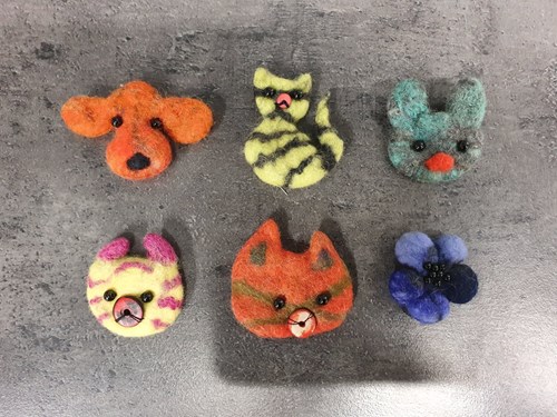 Forårsworkshop - nålefilt - filtede brocher kl. 09:00 - 11:45
